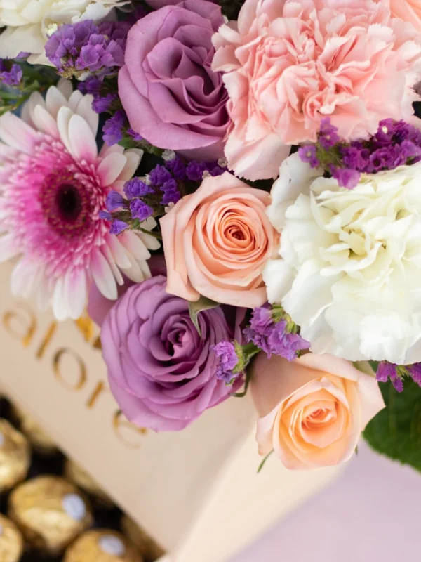 rosas_melon_gerberas_y_chocolates rosas melón y gerberas rosadas