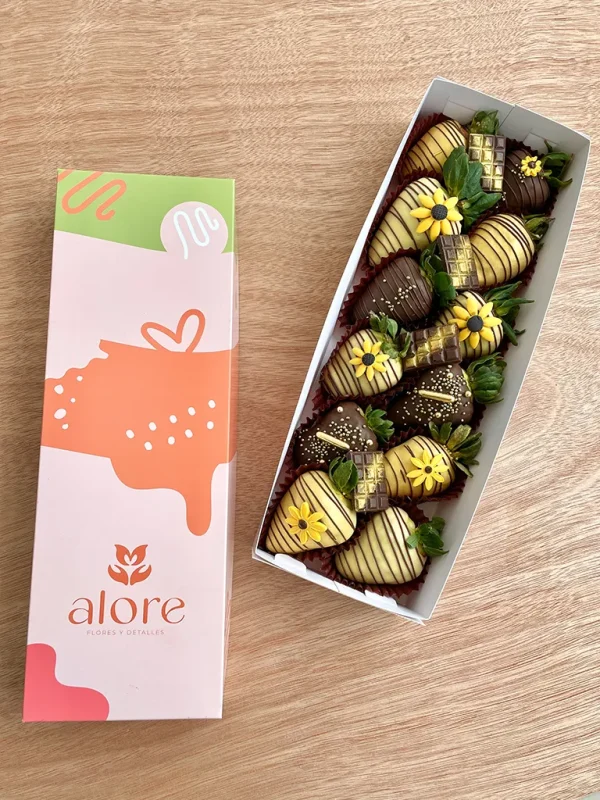 caja larga de fresas con chocolate tematica de girasoles