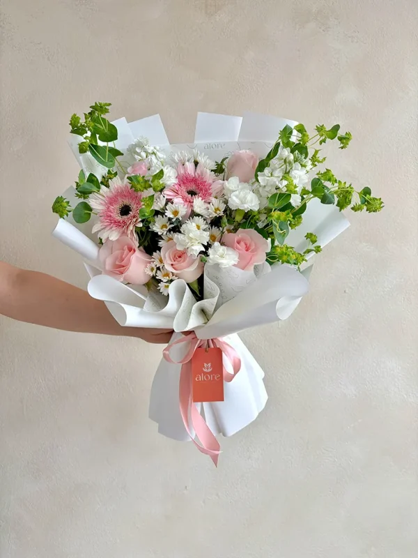 ramo de gerberas con rosas