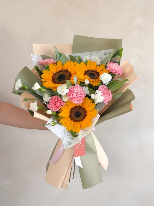 Ramo griasoles coreano 14 de febrero ramo estilo coreano con 3 girasoles, claveles importados y follaje