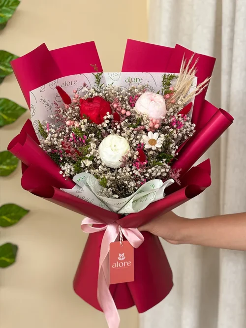 ramo de 3 peonias en color rosado rojo y blanco