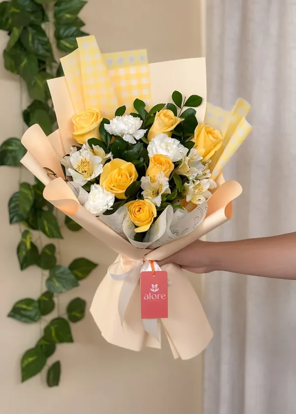 ramo con 6 rosas amarillas