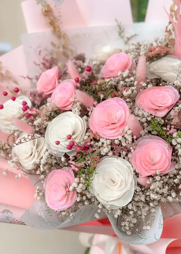 ramo premiun con 15 rosas rosadas