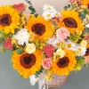 canasta floral con girasoles