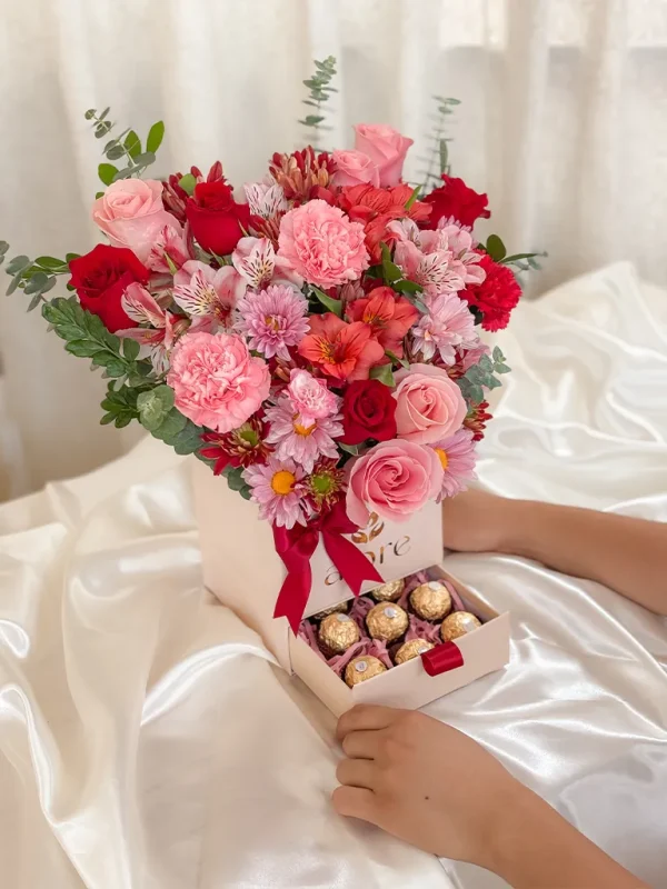 caja san valentin con modelo caja san valentin con modelo