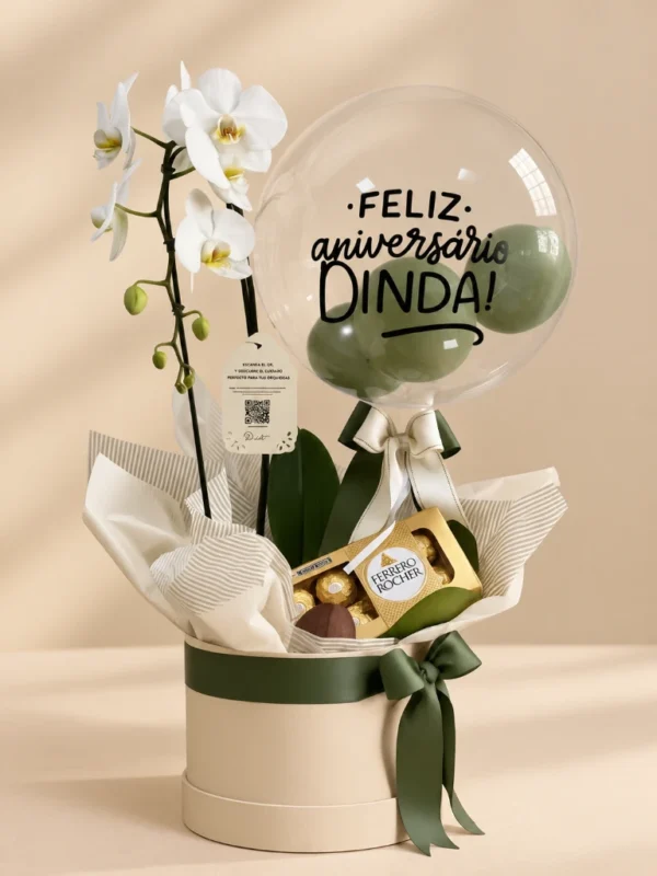 Caja regalo con orquídea, globo cumpleaños y Ferrero Rocher